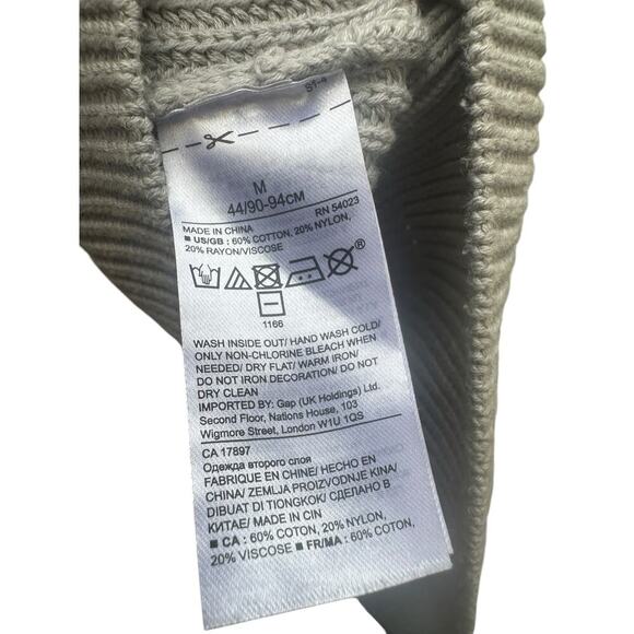 Banana Republic Womens Grey Knit Top w/ Jeweled Details Size M - Picture 7 of 7